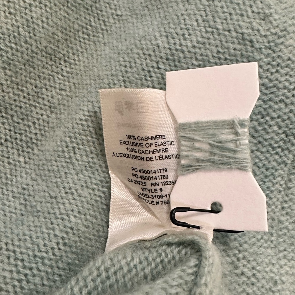 Aritzia The group Babaton Cashmere sweater - Picture 5 of 5
